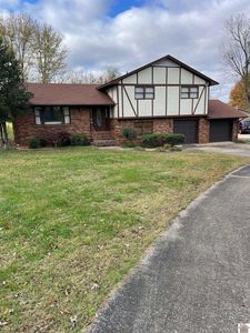 141 Skylark Dr