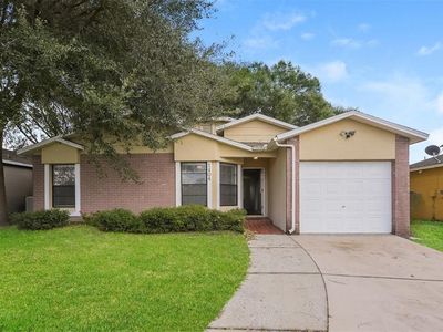 1404 Vinetree Dr