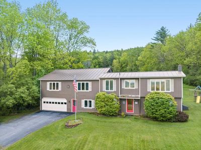 2403 Crosstown Road