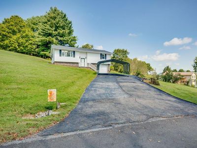 136 Fincastle Dr