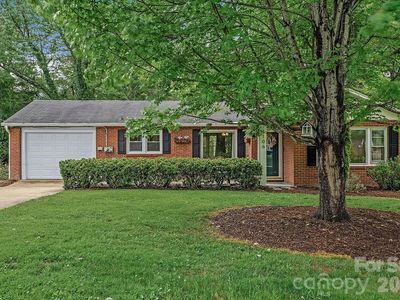 1106 Cherokee Dr