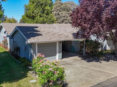 3278 Amethyst Dr