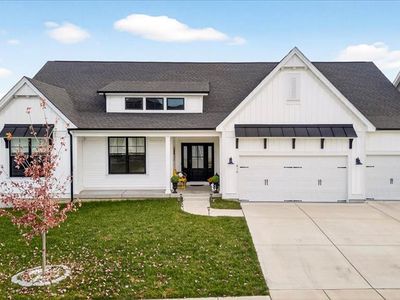 616 Walnut Woods St
