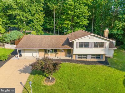 7233 Ashview Dr