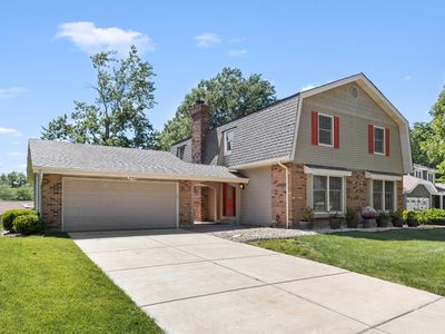 Property at 1941 Squires Way Ct, Chesterfield, MO