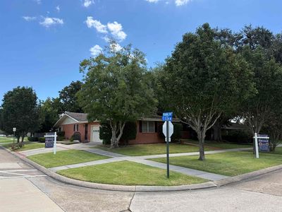 1918 Cedar St