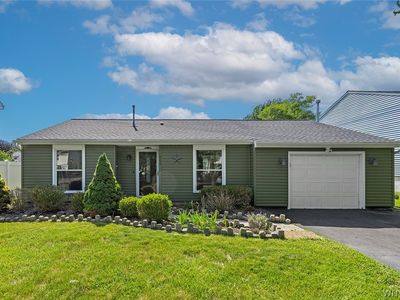 242 Sundridge Dr