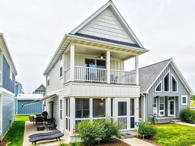 179 Leeward Way #18