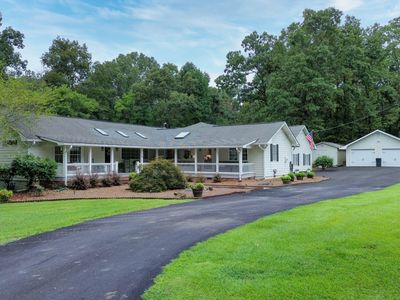 1307 Floyd Springs Rd NE