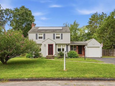 76 Fenway Dr