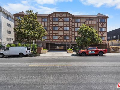 424 S Westmoreland Ave APT 306