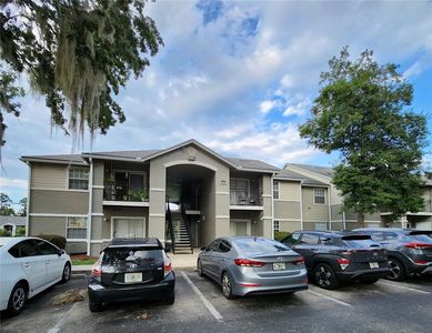 3705 SW 27th St APT 1013