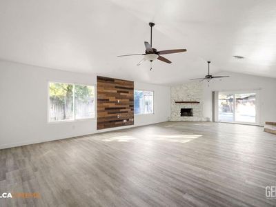 7001 Pointer Ct