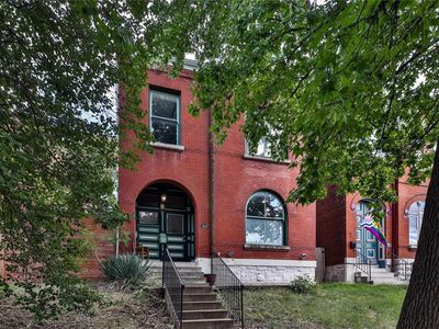 3630 S Jefferson Ave