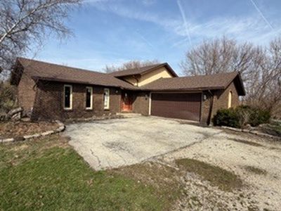 Property at 1609 Illini Dr, New Lenox, IL
