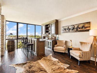5001 Woodway Dr Unit 1005