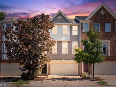8736 Phipps Farm Way