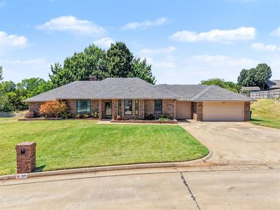 709 Azalea Hill Dr