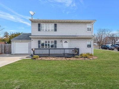 2325 Narraganset Avenue