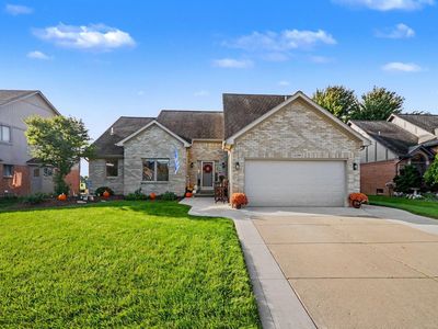 21194 Fairfield Dr