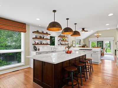 5518 Aryshire Ct