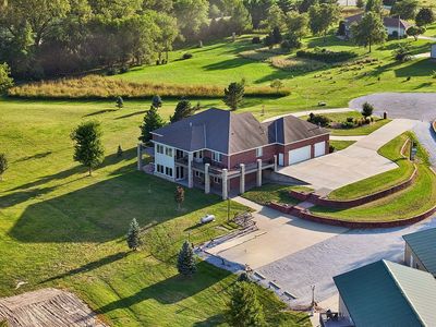 5900 Alpine Ct