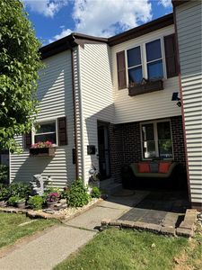 3412 Colonial Ct S