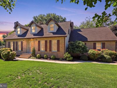 130 Applewood Dr