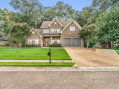 204 Oakmont Rd