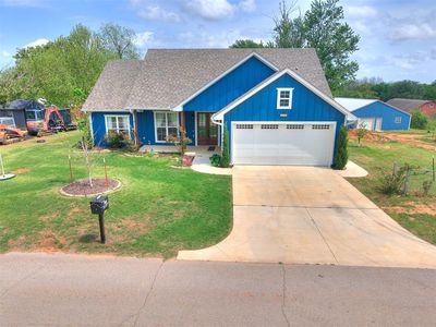 2270 E Meyers Cir