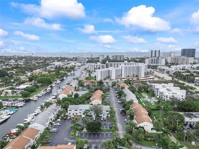 2623 NE 15th St #2623