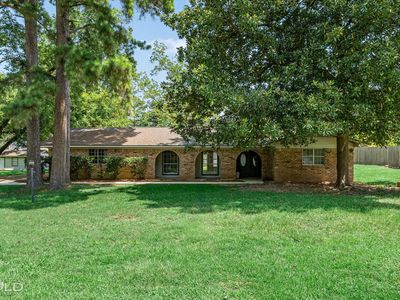 305 Pecan Dr
