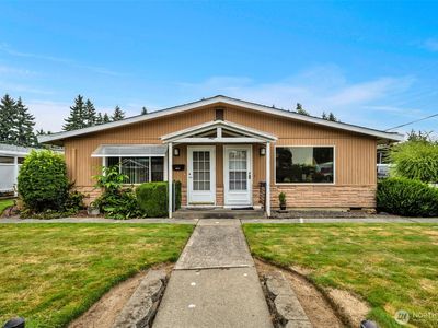 335 7th Place SE Unit 2