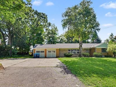 1021 Farrell Ave