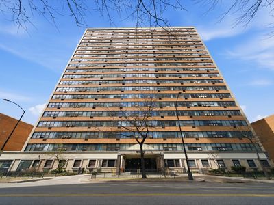6030 N Sheridan Rd APT 1001