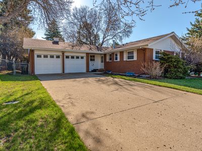 1323 Meredith Dr