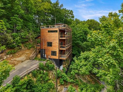 1276 Bavarian Way #4
