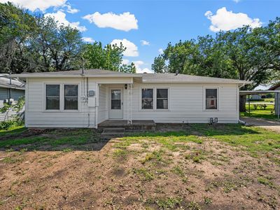 Property at 307 Playdium Dr, West, TX