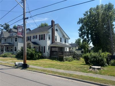 4 Old State Rd