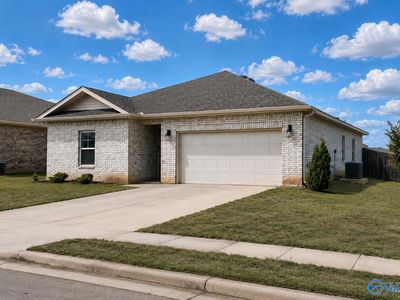 Property at 145 Kingsford St, Meridianville, AL
