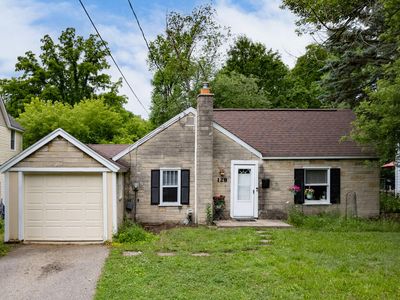 Property at 128 S Berkley St, Kalamazoo, MI