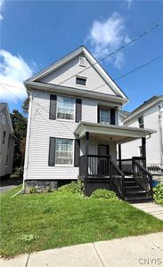 213 Janet St