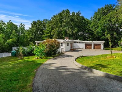 Property at 42 Farview Ave, Shrewsbury, MA