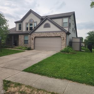 8625 Douglaston Ct