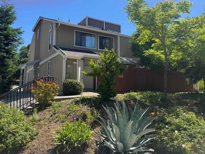 104 Mission Dr