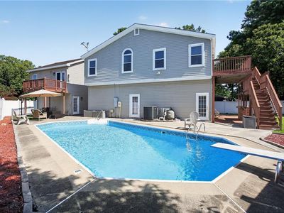 501 Thornloe Ln