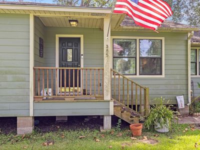 Property at 385 W Smith St, Sour Lake, TX