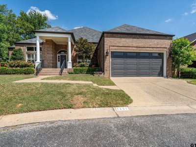 1431 Hollytree Pl