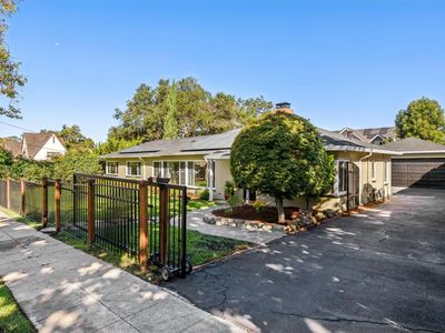5491 Fairway Dr