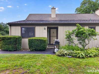 393 Ottawa Lane #B